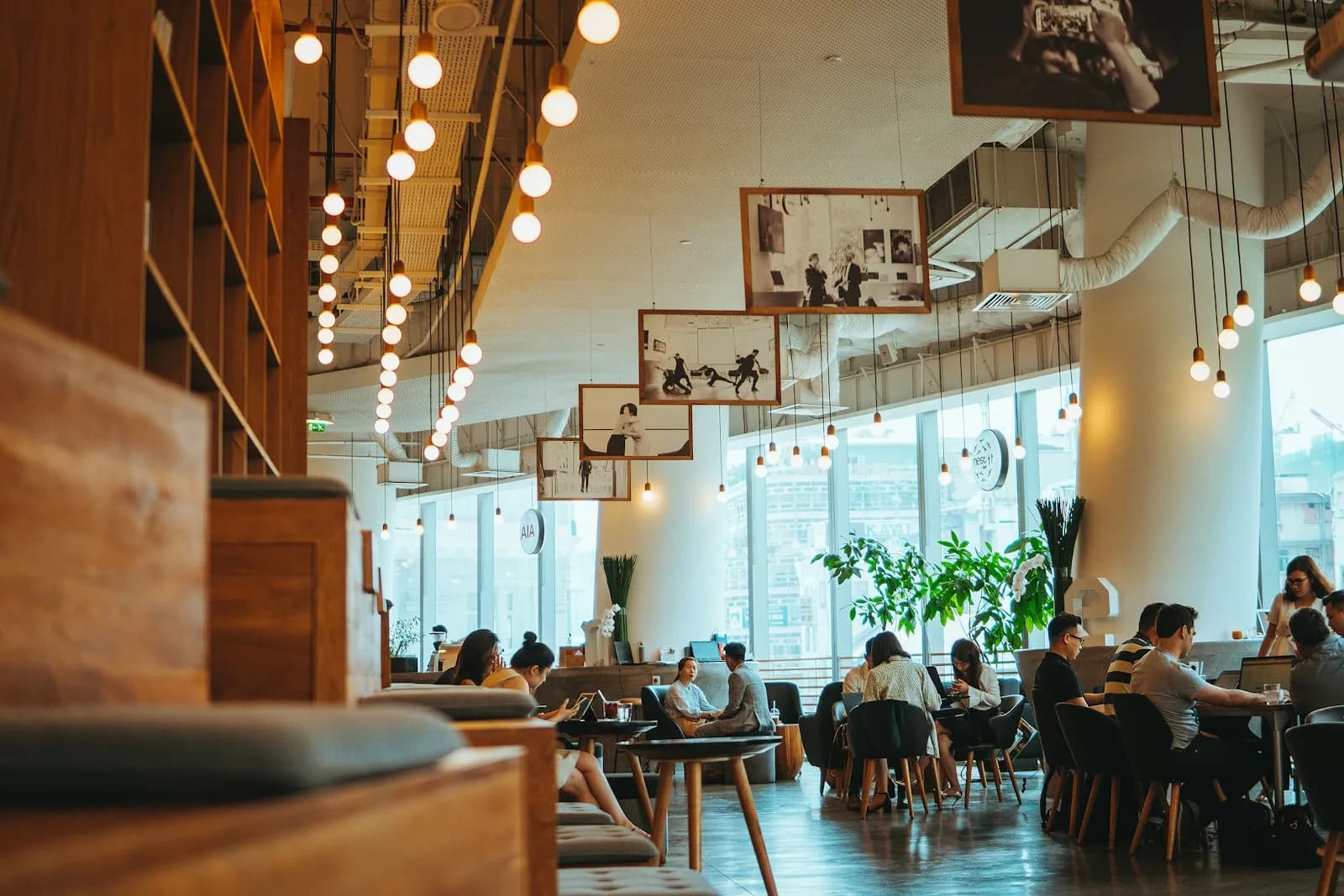 Chủ doanh nghiệp phản hồi đánh giá tiêu cực của khách